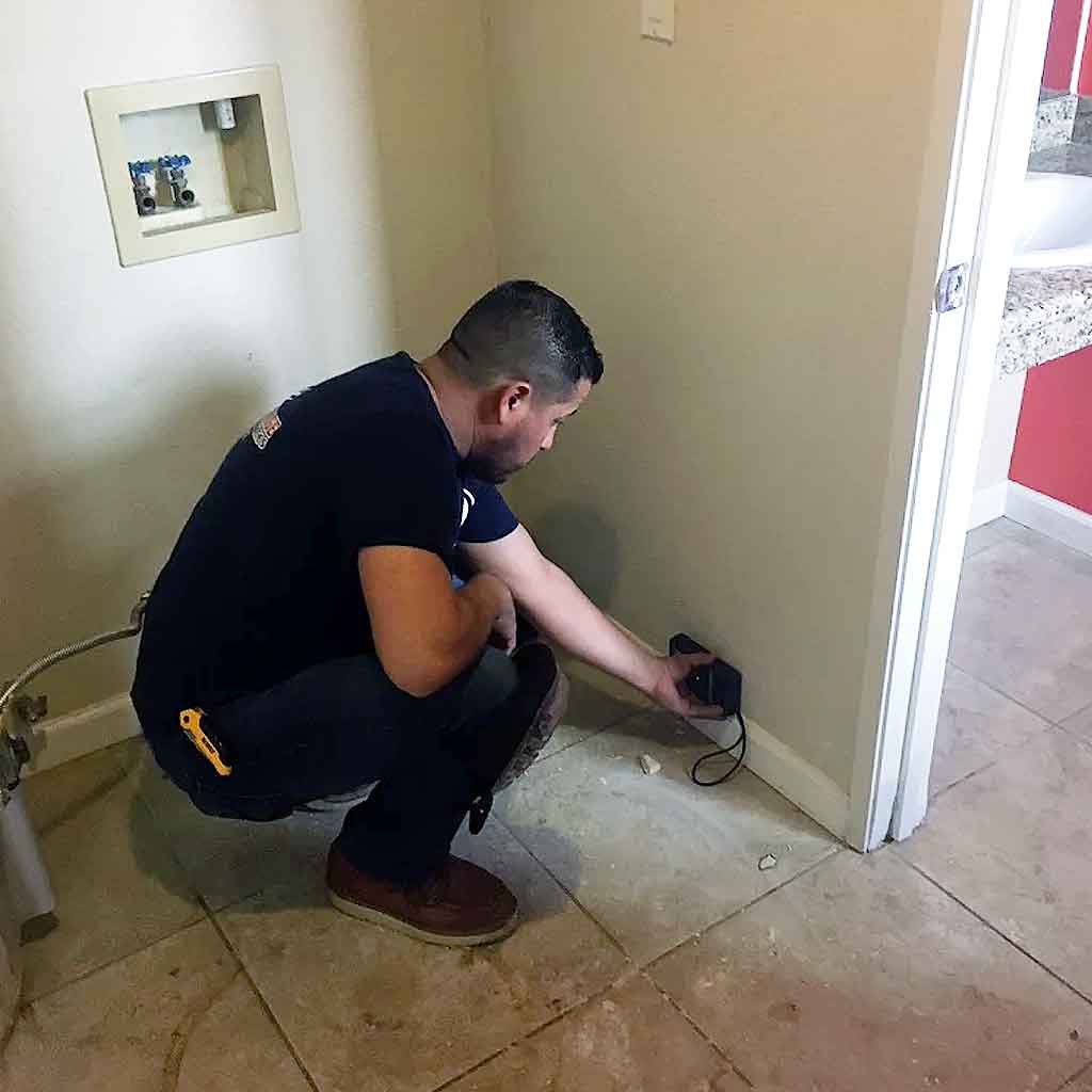 he professional and friendly team of EZ Water Damage Restoration Services, dedicated to restoring homes in San Diego County.